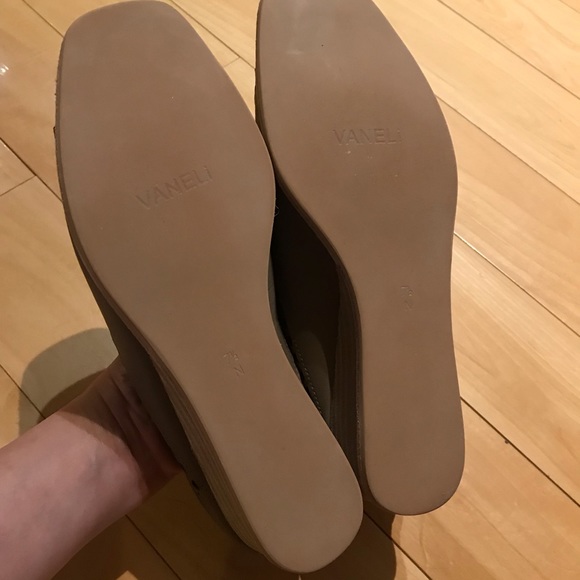 Vaneli sandals - Picture 6 of 6